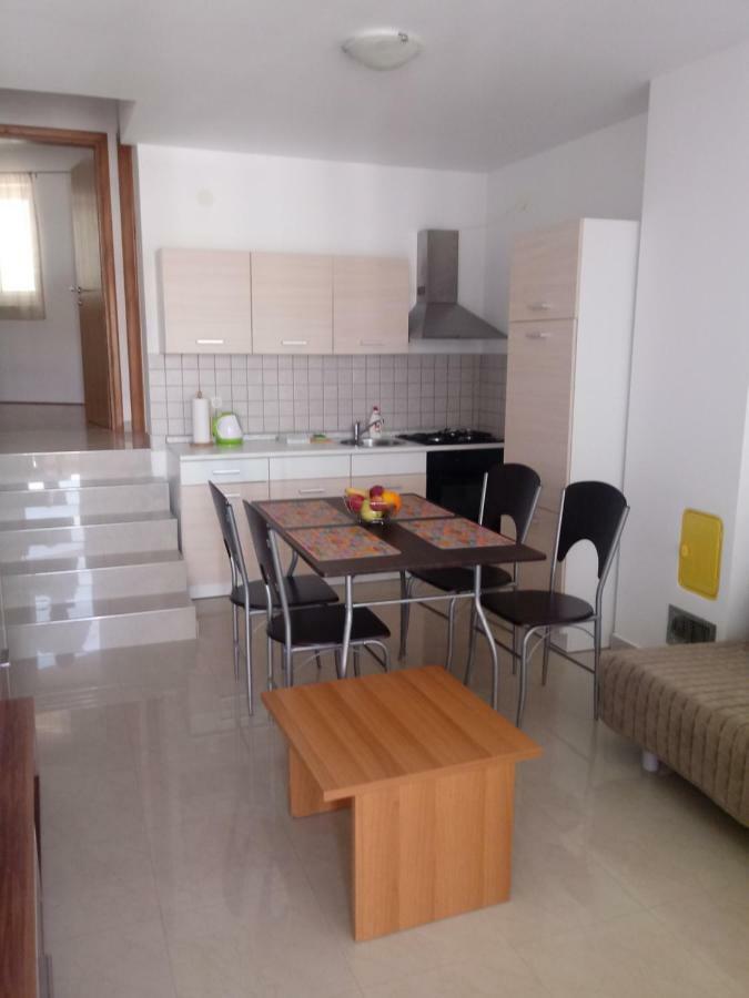 Appartement Aurora à Pag Town Extérieur photo